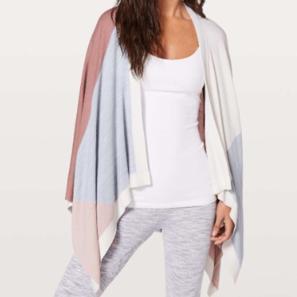 Lululemon Hatha Wrap One Size Quicksand / Misty Pink / Silver Fox / Alpine White